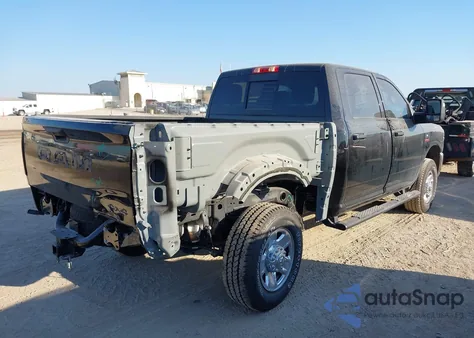 2025 Ram 2500 Tradesman 4X4 6'4 Box z USA, uszkodzony, nr VIN 3C6UR5CL1SG558231